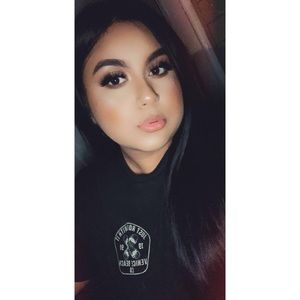 Meet your Posher, Erendira